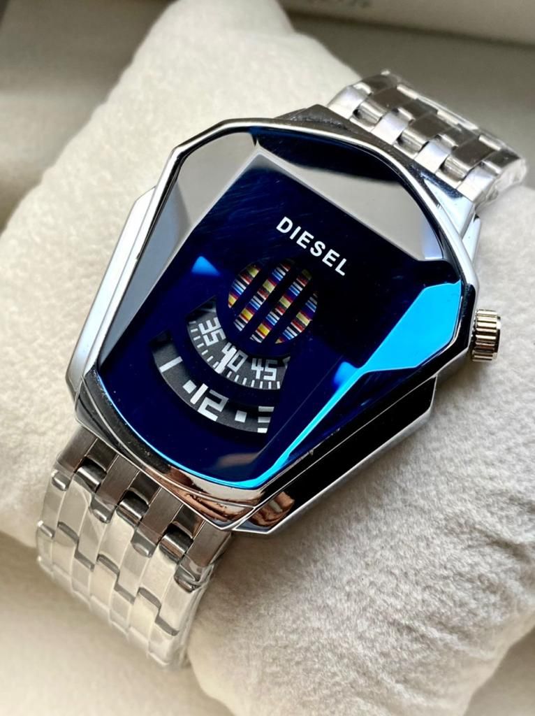 ساعت Diesel طرح کنتوری